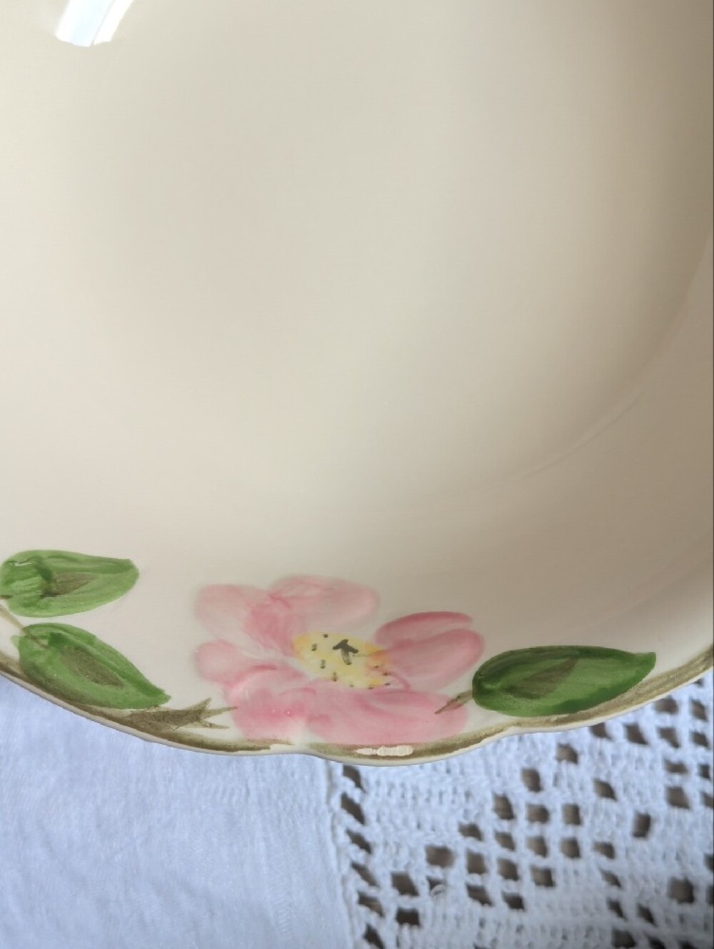 Franciscan Earthenware Desert Rose Serving Bowl - Picture 4 of 6